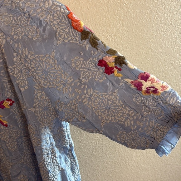 Sundance Melody Blue Floral Embroidered Blouse/ Size small - Picture 15 of 15